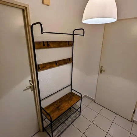 Grand Proche De La Gare. Appartement *