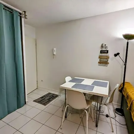 Grand Proche De La Gare. Appartement