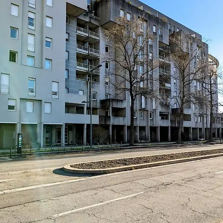 Daire Grand Proche De La Gare.